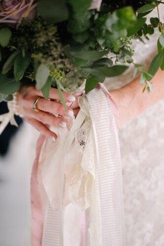 Dayton wedding, wedding florist, dayton florist, Cincinnati florist, wedding flowers, bridal bouquet, sugar valley country club
