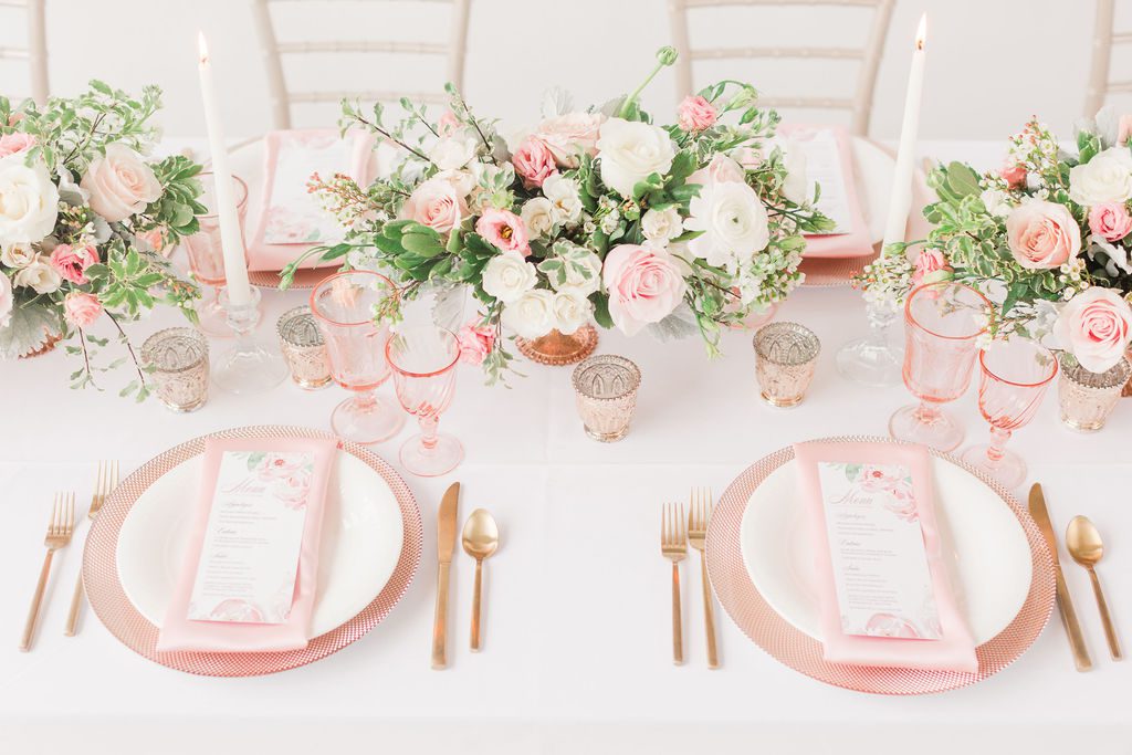 Blush_and_bloom_wedding_planner_Dayton_wedding_florist_wedding_filowers_centerpieces_place_setting